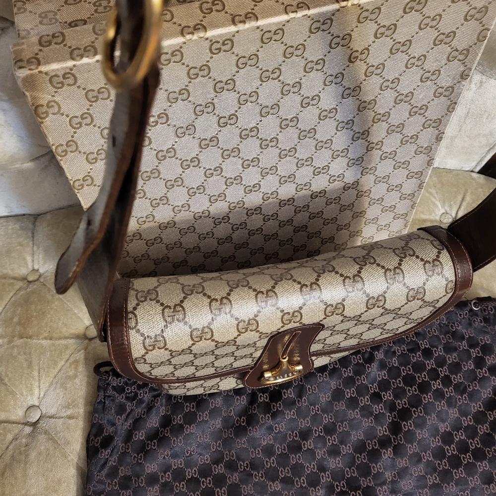 Authentic vintage late 1970's to early 80's gucci horsebit crossbody bag - Picture 10 of 15
